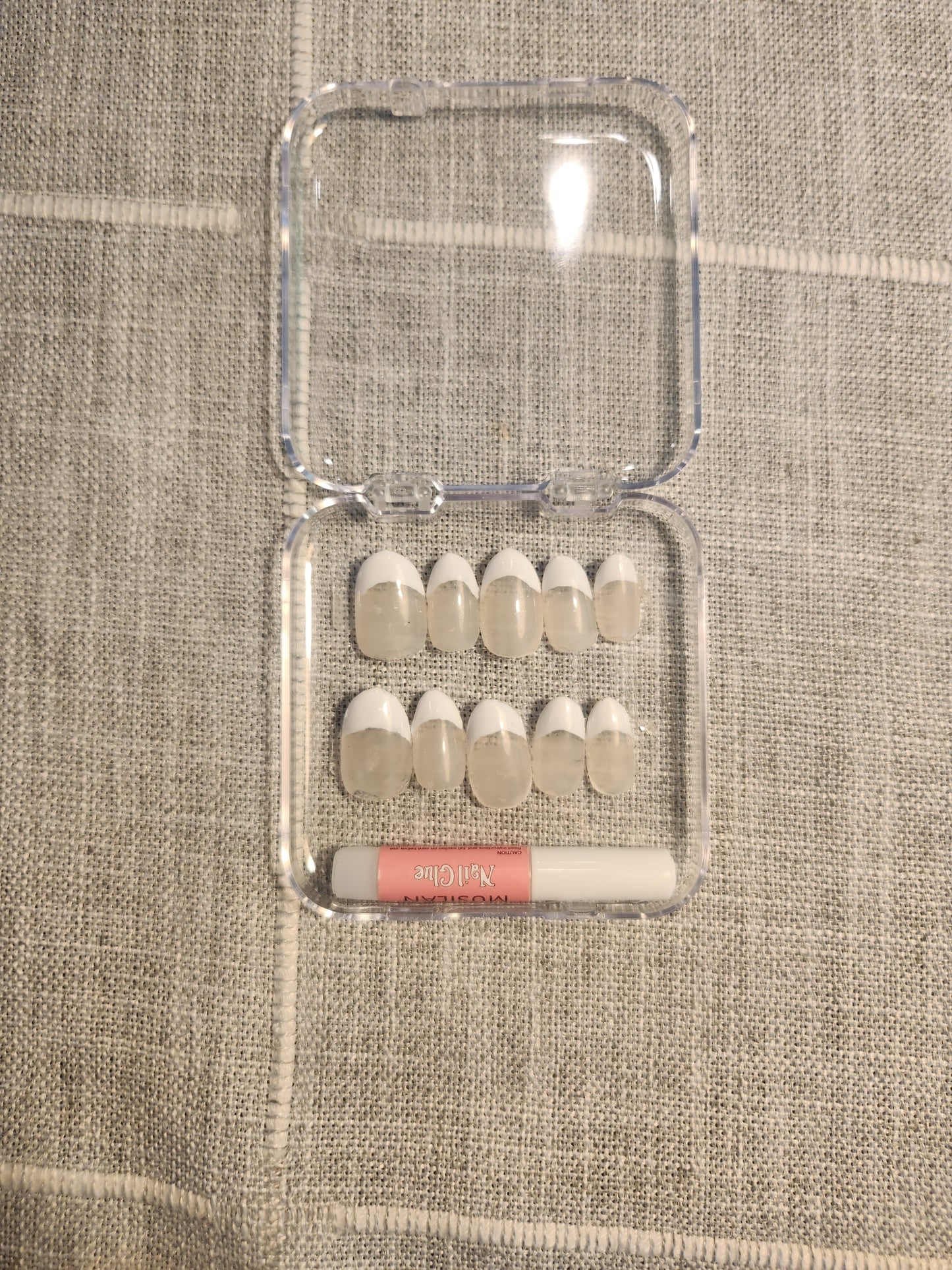 French tip nail set
